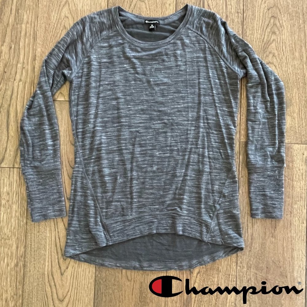 Like new! Champion gray hi-low l/s t-shirt - sz. M